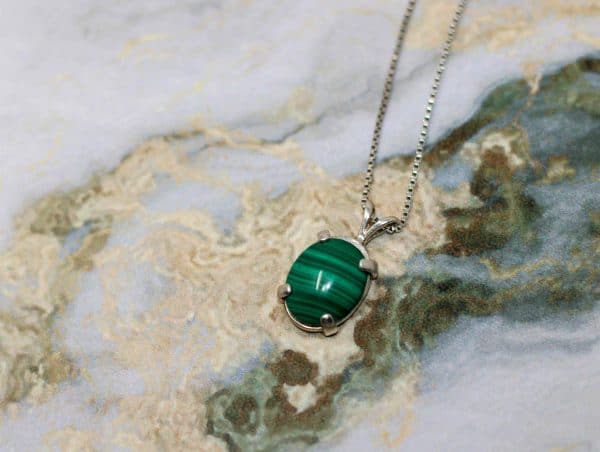 Handmade Malachite Necklace - Image 4