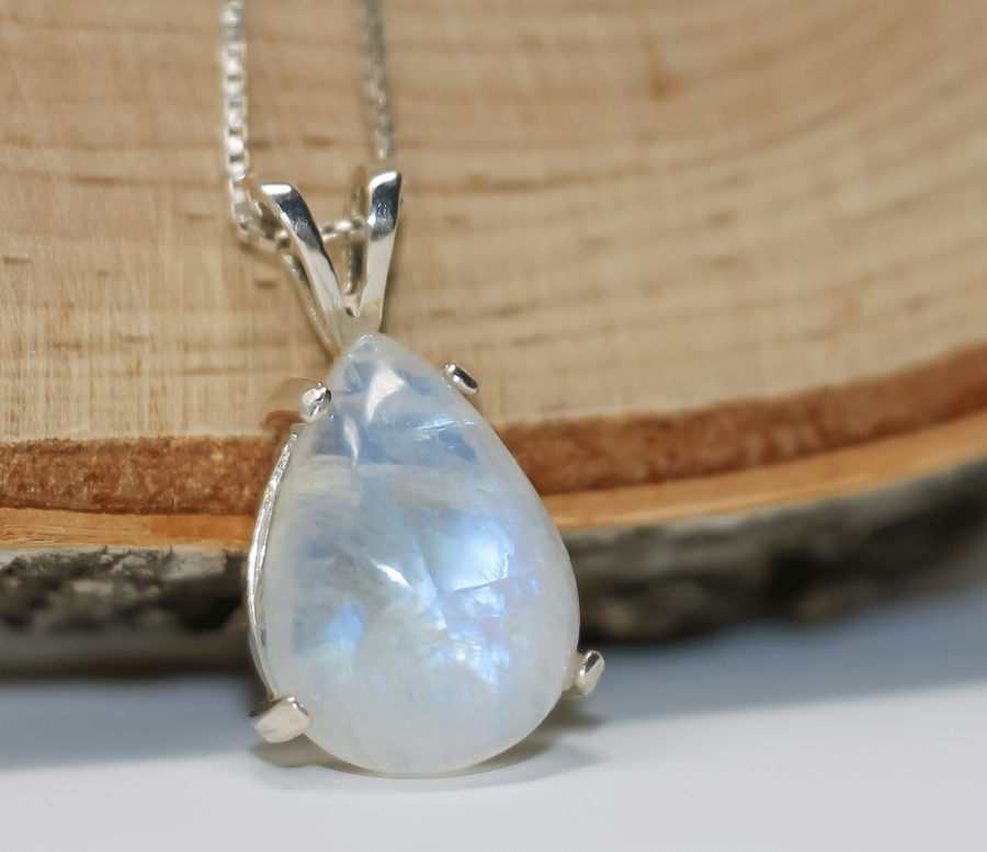 Mermaids Moonstone Necklace – Bronte Lee Beach